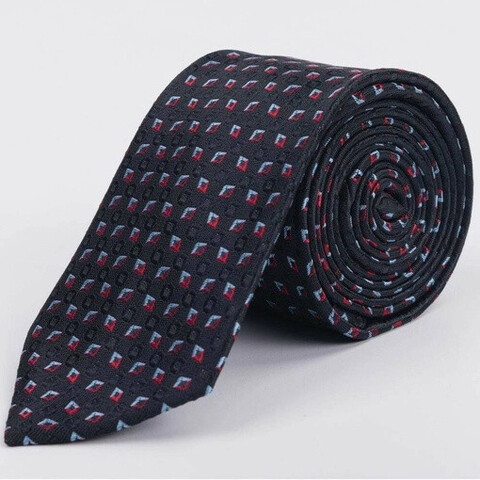Аренда черного галстука с ромбовидным фактурным узором красно-голубого цвета для мужского костюма