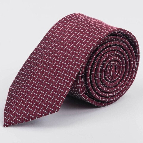 Арендовать галстук бордового цвета с белым узором для мужских костюмов
