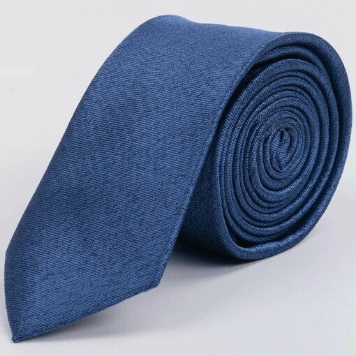 Аренда голубого галстука с текстурой для мужского костюма