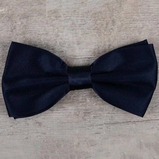 Прокат однотонной бабочки темно-синего цвета для мужских костюмов